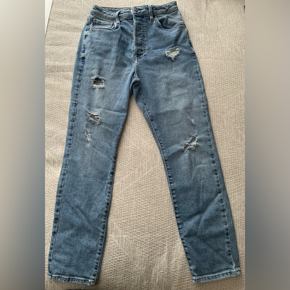 Forever 21 straight leg high waisted jeans!